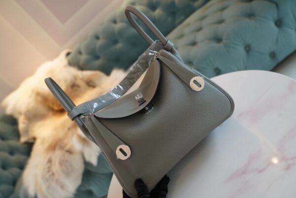 Full Handmade Hermes 4Z Gris Mouette Clemence Lindy 26CM Silver Hardware