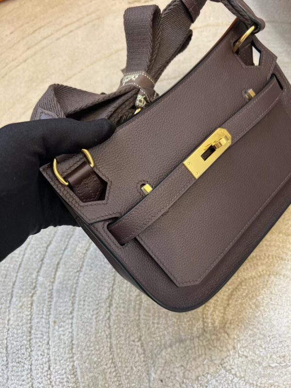 Saudi Arabia Riyadh Hermes Jypsiere Mini 23 Evercolor 0G Rouge Sellier Gold Hardware