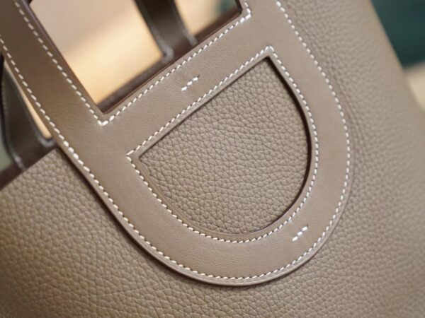 GPCMode Hermes In The Loop18CM CK18 Etoupe Clemence Leather Gold Hardware