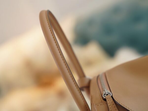 New Hermes Lindy 26CM Swift 0M Chai / 3Q Rose Sakura Silver Hardware