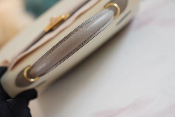 Hand Stitch Hermes Craie/Gris Asphalt Epsom Leather Kelly 25CM Tote Bag Gold Hardware