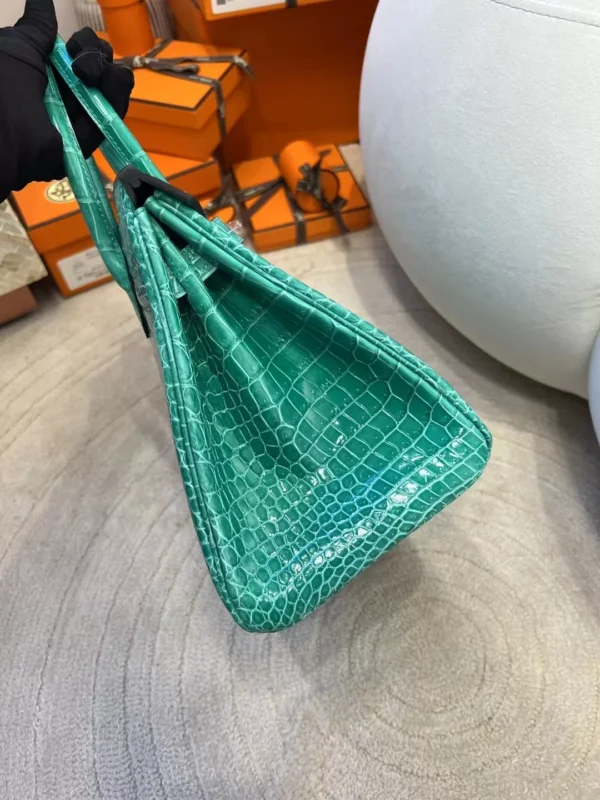 UK London Hermes Shiny Porosus Crocodile Birkin 30CM O6 Vert Jade Gold Hardware