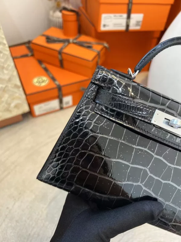 Hermes 89 Noir Mini Kelly 19CM HCP Shiny Alligator Silver Hardware