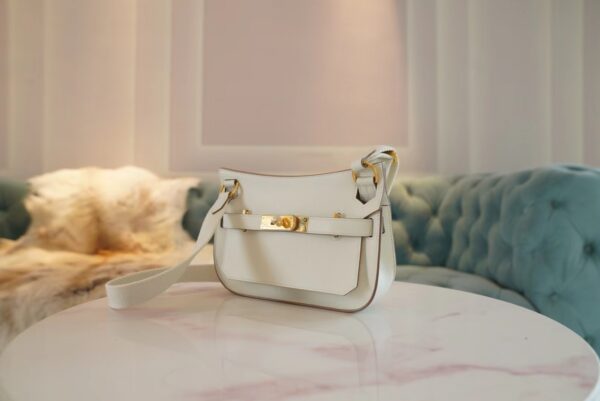 Hand Stitching Hermes Jypsiere Mini Mushroom White Swift Leather Gold Hardware