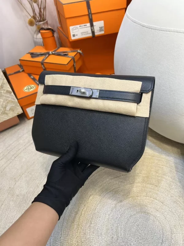 Australia Sydney Hermes Epsom Kelly Depeches 25CM 89 Noir Silver Hardware