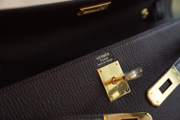 Canada Toronto Hermes Kelly Elan Chevre 0G Rouge Sellier Gold Hardware