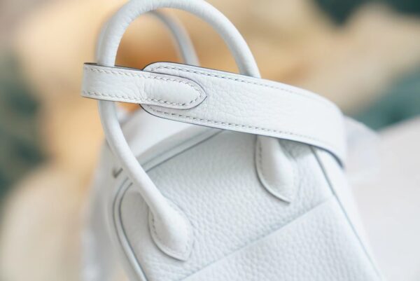 Hand Stitch Hermes Mini Lindy19CM 08 Blue Brume Clemence Leather Gold Hardware