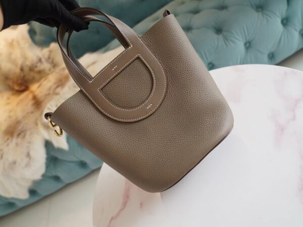 GPCMode Hermes In The Loop18CM CK18 Etoupe Clemence Leather Gold Hardware