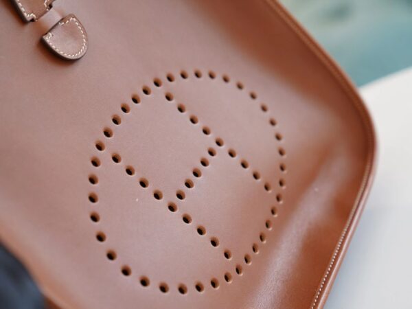Hermes Factory Evelyne 29CM Barenia Leather Fauve Silver Hardware