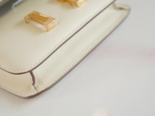 Hermes Handmade Boutique C10 Craie Epsom Leather Constance14cm Gold Hardware