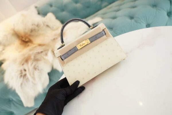 New Hermes Mini Kelly19CM 8L Beton/M8 Gris Asphalt KK Ostrich Skin Gold Hardware