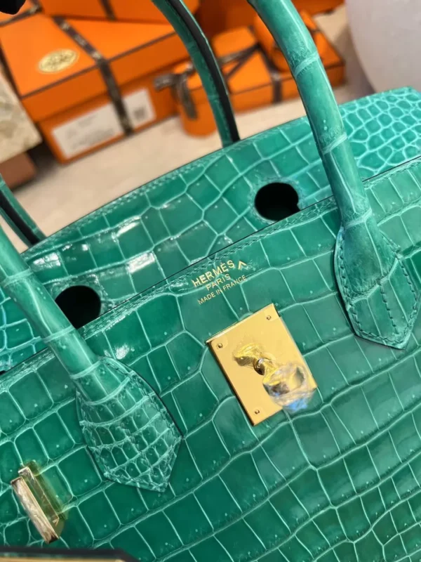 UK London Hermes Shiny Porosus Crocodile Birkin 30CM O6 Vert Jade Gold Hardware