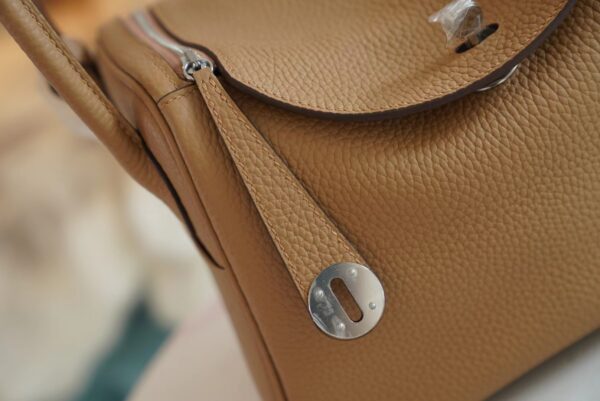 Full Handmade Hermes Lindy 26CM 0M Chai Clemence Leather Silver Hardware