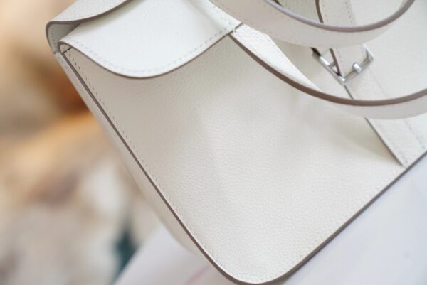 Full Handmade Hermes Halzan 25CM 01 Blanc Evercolor Leather Silver Hardware
