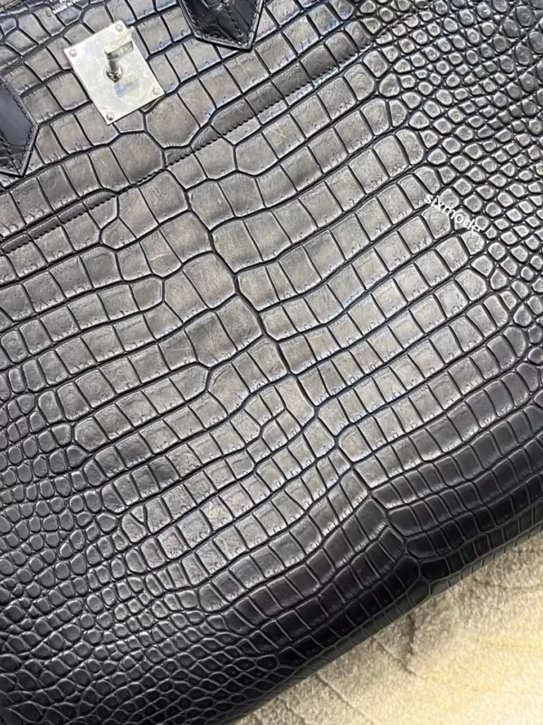 Hermes 89 Noir Matte Porosus Crocodile HAC 40CM Silver Hardware
