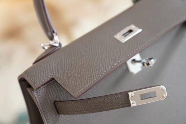 Hermes Handmade Boutique 8F Etain Epsom Leather Kelly 25CM Silver Hardware