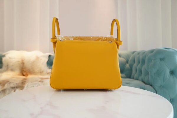 Wholesale Hermes Lindy 26CM 9D Amber Evercolor Leather Shoulder Bag Silver Hardware