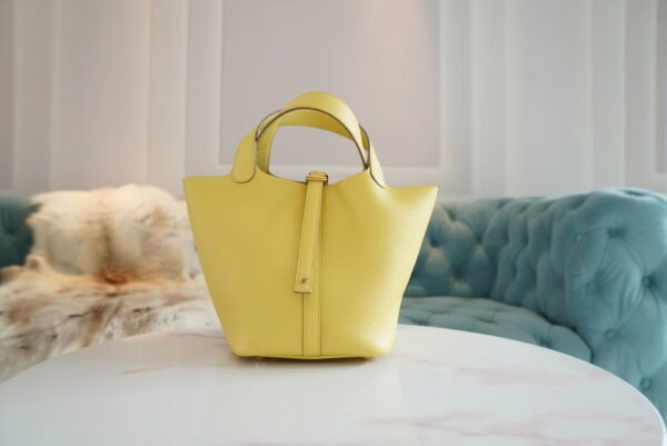 New Arrival Hermes 0Y Limoncello Picotin18CM Clemence Leather Gold Hardware