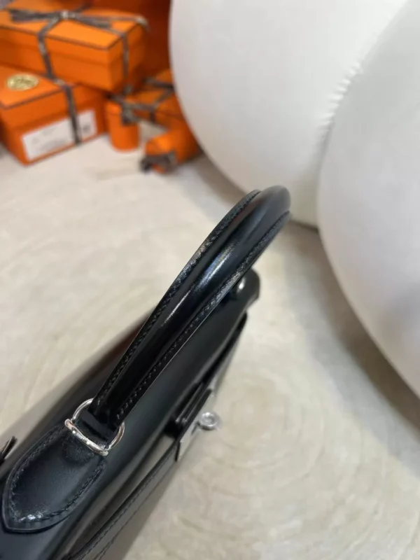 Canada Ottawa Kelly Sellier 28CM Box Leather 89 Noir Silver Hardware
