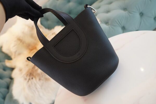 GPCMode Hermes In The Loop18CM CK89 Black Clemence Leather Silver Hardware