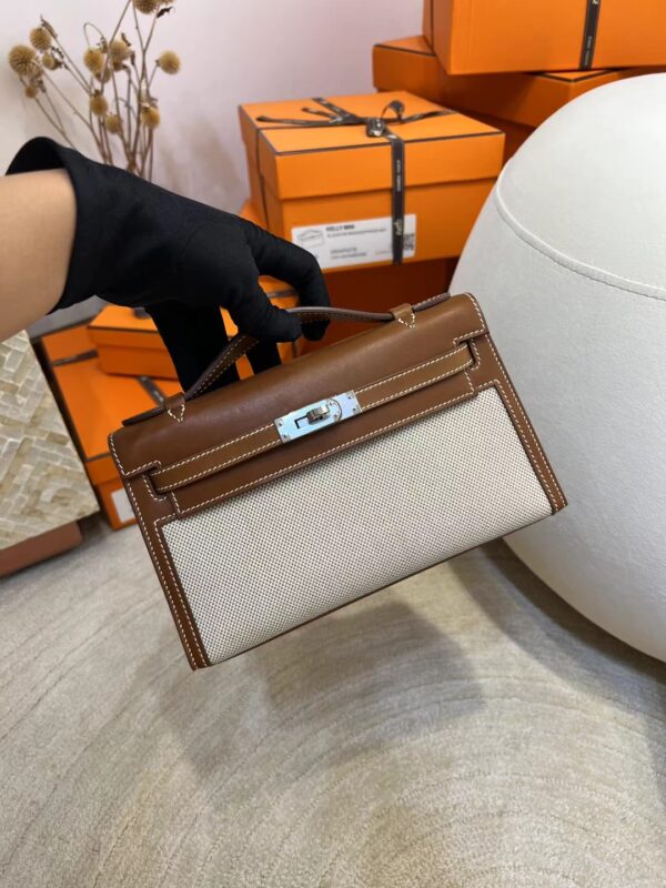 Hermes Kelly Pochette 22CM Barenia Fauve/ Canvas Beige Silver Hardware