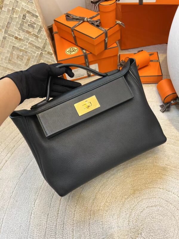 Canada Ottawa Hermes Kelly 2424 29CM Togo 89 Noir Gold Hardware