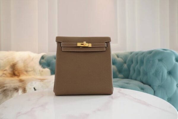 New GPCMode Hermes C18 Gris Etoupe Clemence Leather Kelly Ado Backpack22cm Gold Hardware