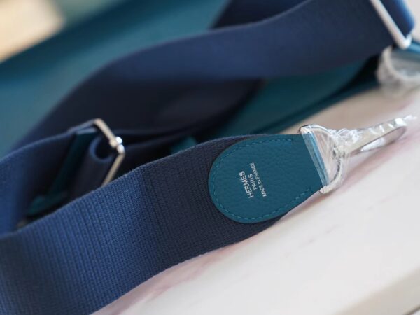 Full Handmade Hermes 1P Blue Colvert TC Leather Evelyne 29CM Silver Hardware