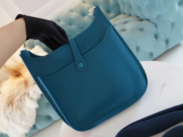 Full Handmade Hermes 1P Blue Colvert TC Leather Evelyne 29CM Silver Hardware