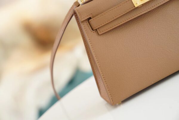 Full Handmade Hermes Mini Kelly19CM 2J Quebracho Chevre Leather Gold Hardware