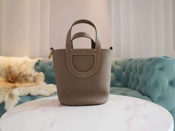 GPCMode Hermes In The Loop18CM CK18 Etoupe Clemence Leather Gold Hardware