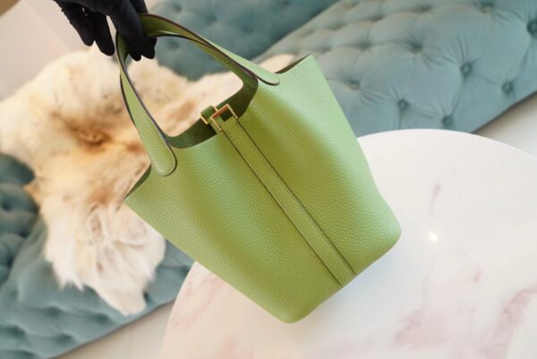 Wholesale GPCMode Hermes Picotin18CM 3I Vert Criquet Clemence Leather Gold Hardware