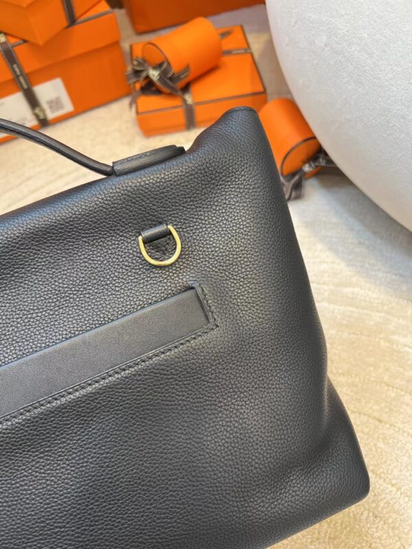 Canada Ottawa Hermes Kelly 2424 29CM Togo 89 Noir Gold Hardware