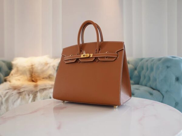 Saudi Arabia Riyadh Hermes Birkin Sellier 25CM 37 Gold Epsom Gold Hardware