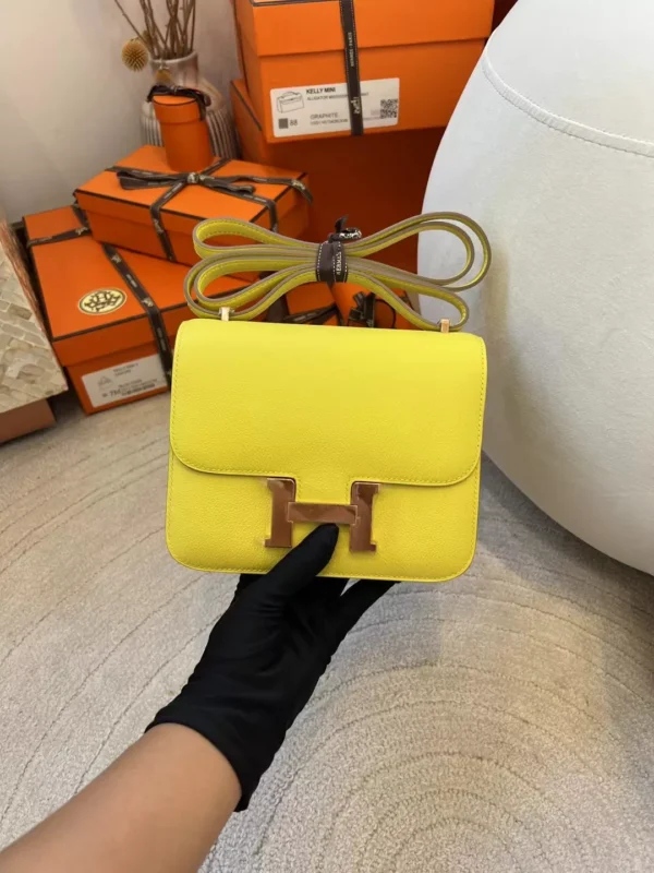Hermes Boutique Constance 19CM 9R Lime Evercolor Rose Gold Hardware