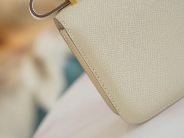 Hermes Handmade Boutique C10 Craie Epsom Leather Constance14cm Gold Hardware