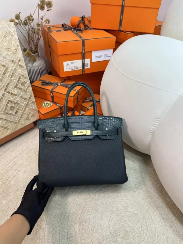 Hermes Birkin Touch 30CM 6O Vert Cypres Matte Alligator Crocodile / Togo Gold Hardware