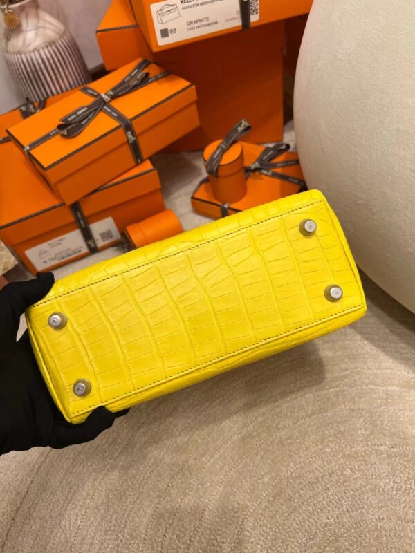 Hermes Shop Kelly 25CM Matte Alligator M9 Mimosa Silver Hardware
