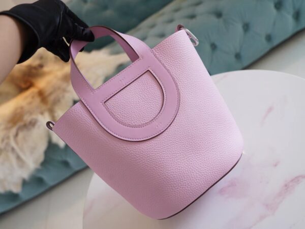 Hand Stitching Hermes Clemence In The Loop Pouch X9 Mauve Sylvestre Silver Hardware