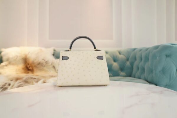 New Hermes Mini Kelly19CM 8L Beton/M8 Gris Asphalt KK Ostrich Skin Gold Hardware