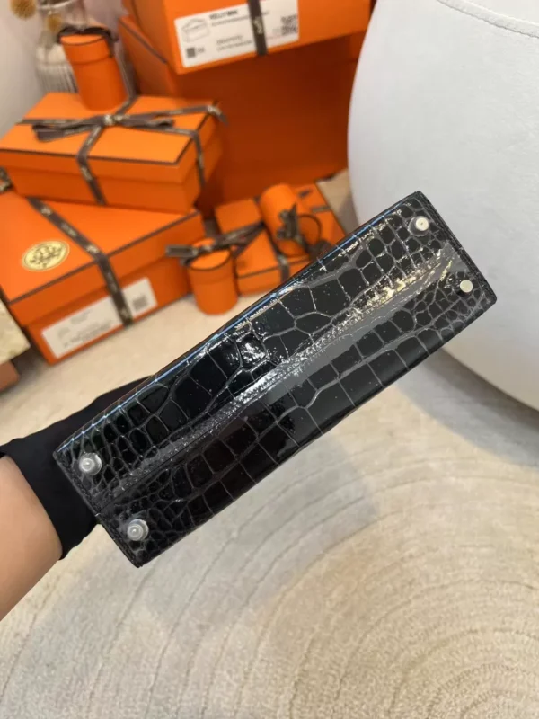 Hermes 89 Noir Mini Kelly 19CM HCP Shiny Alligator Silver Hardware
