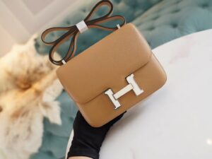 Full Handmade Hermes 0M Chai Epsom Leather Constance 19CM White Enamel Buckle