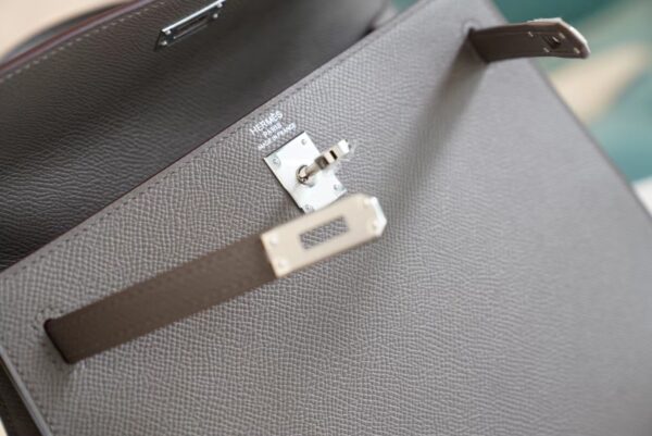 Hermes Handmade Boutique 8F Etain Epsom Leather Kelly 25CM Silver Hardware