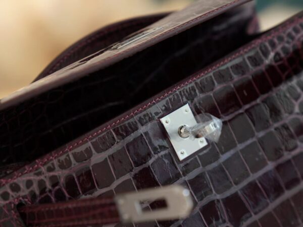 Hermes Kelly Pochette 22CM Shiny Alligator 57 Bordeaux Silver Hardware