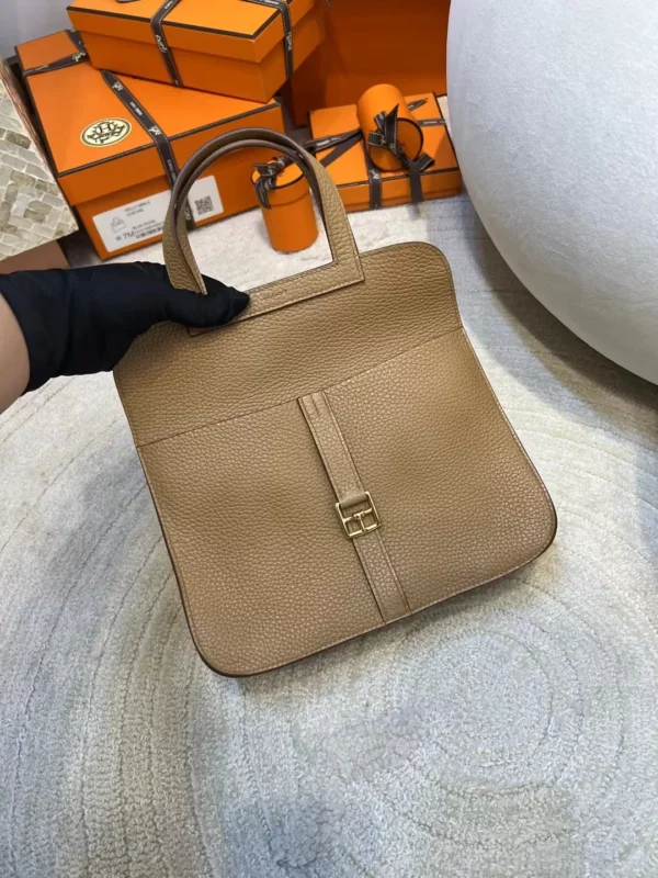 Hermes Halzan 25CM 4B Biscuit / 3G Alezan Clemence Gold Hardware