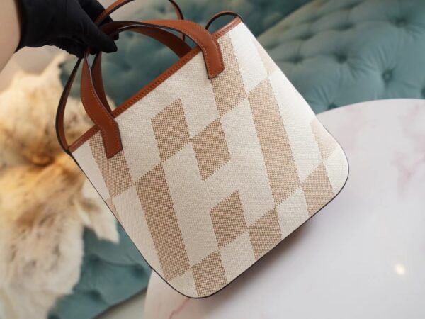 Lcmode Factory Hermes CK37 Gold H en Biais27 Canvas/Swift Leather Tote Bag