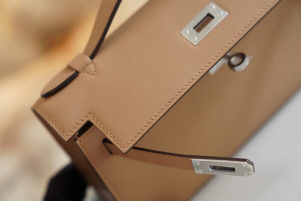 Full Handmade Hermes Kelly Pochette 22cm 0M Chai Swift Leather Silver Hardware