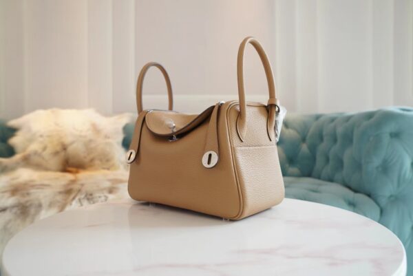 Full Handmade Hermes Lindy 26CM 0M Chai Clemence Leather Silver Hardware