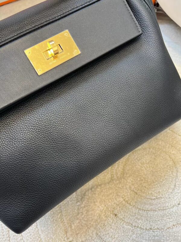 Canada Ottawa Hermes Kelly 2424 29CM Togo 89 Noir Gold Hardware