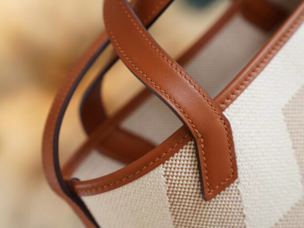 Lcmode Factory Hermes CK37 Gold H en Biais27 Canvas/Swift Leather Tote Bag